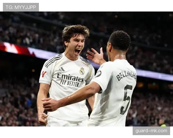 西甲赛季回顾：冠军鏖战白热化，新星闪耀赛场