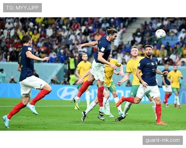 法国队高卢雄鸡在世界杯欧洲区预选赛中表现稳健