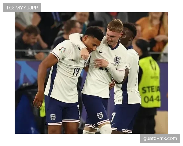 沃特金斯 vs 福登：英格兰进攻核心角色与战术适配性对比