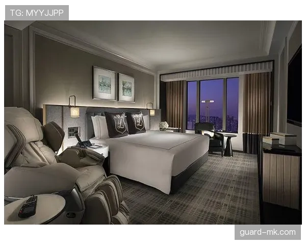 贝克汉姆随手坐的沙发，值好几套我朋友的房子